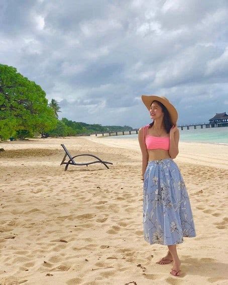 sexy photos of Kim Chiu .